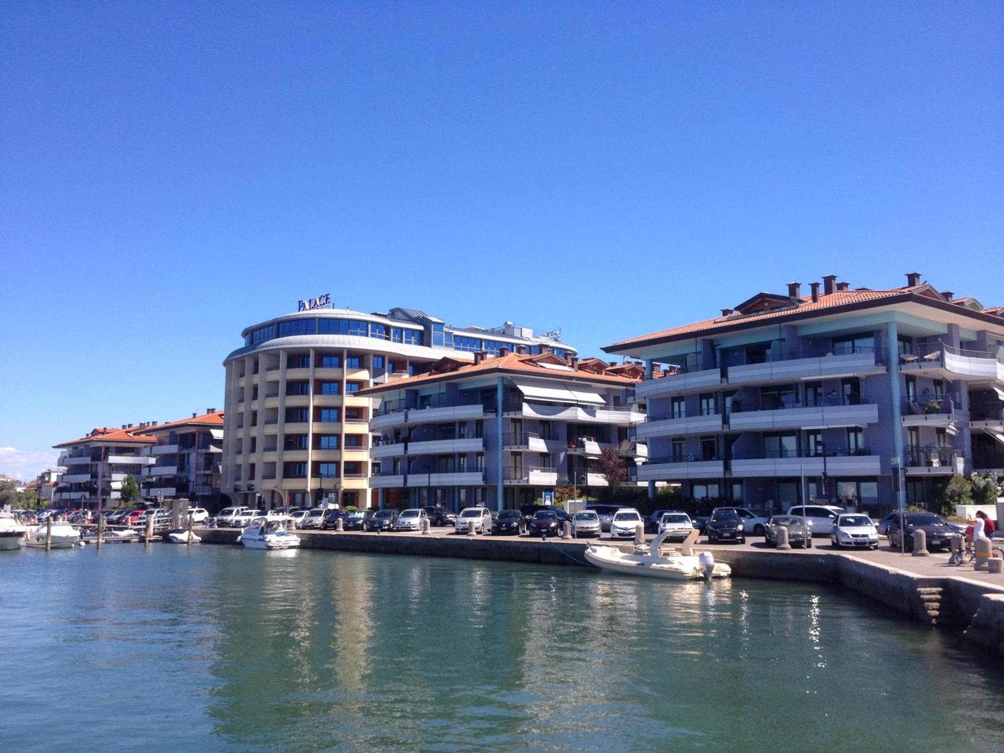 Costa Azzurra Apartment 格拉多 外观 照片